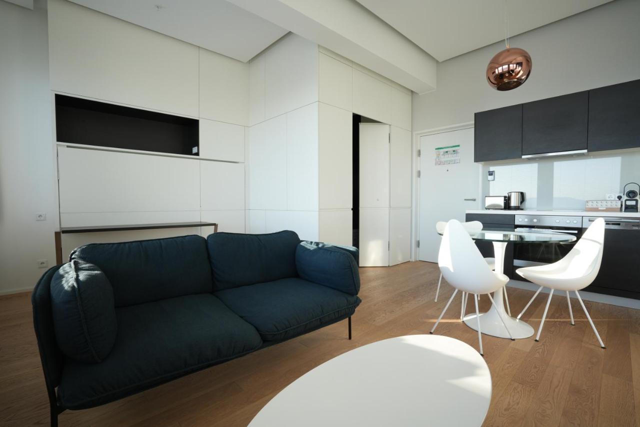 Exclusive 1-bedroom Appartement *
